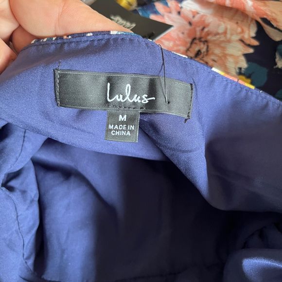 NEW Lulu’s Dress Womens Medium Stunning Soiree Blue Floral Ruched‎ Midi Slit - Picture 3 of 16